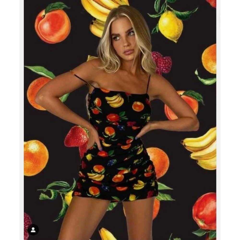 WeWoreWhat Ronnie Square Neck Ruched Mini Dress Black fruit Print Revolve XS EUC